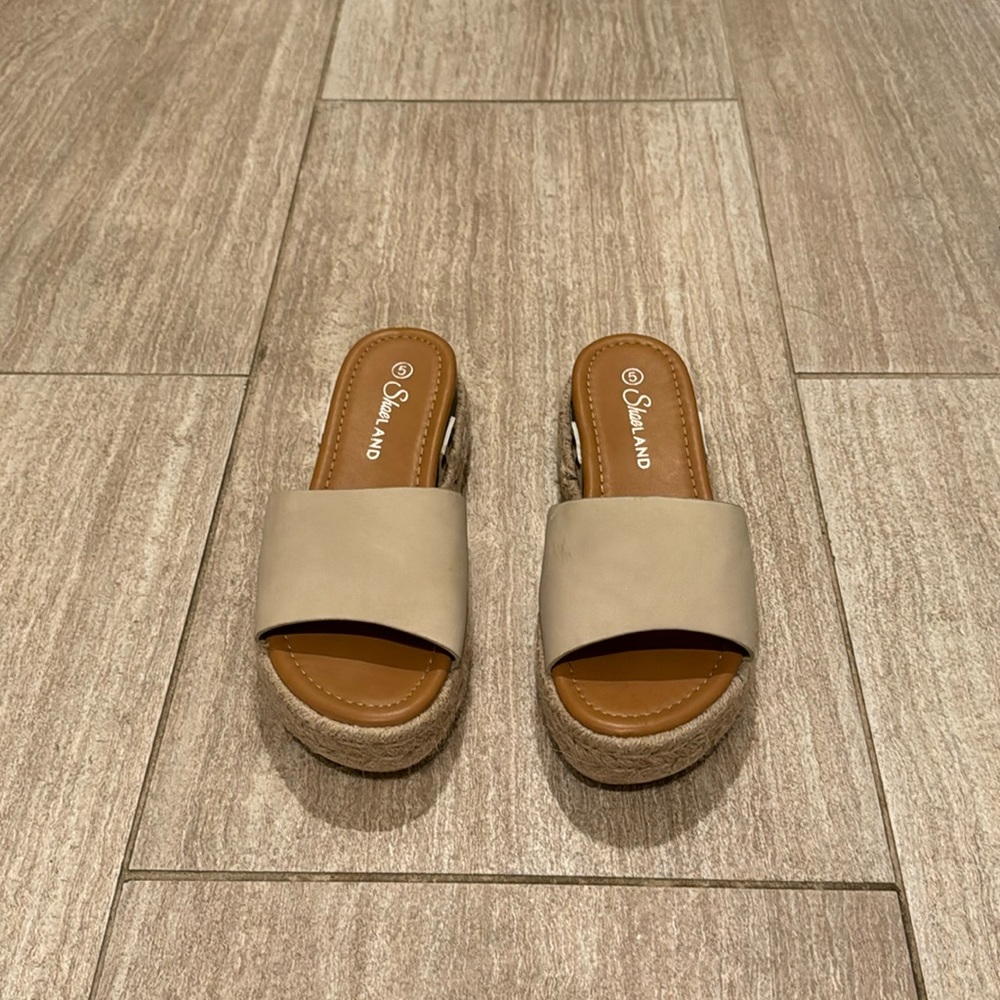 Brown Platform Sandals with Rope Design